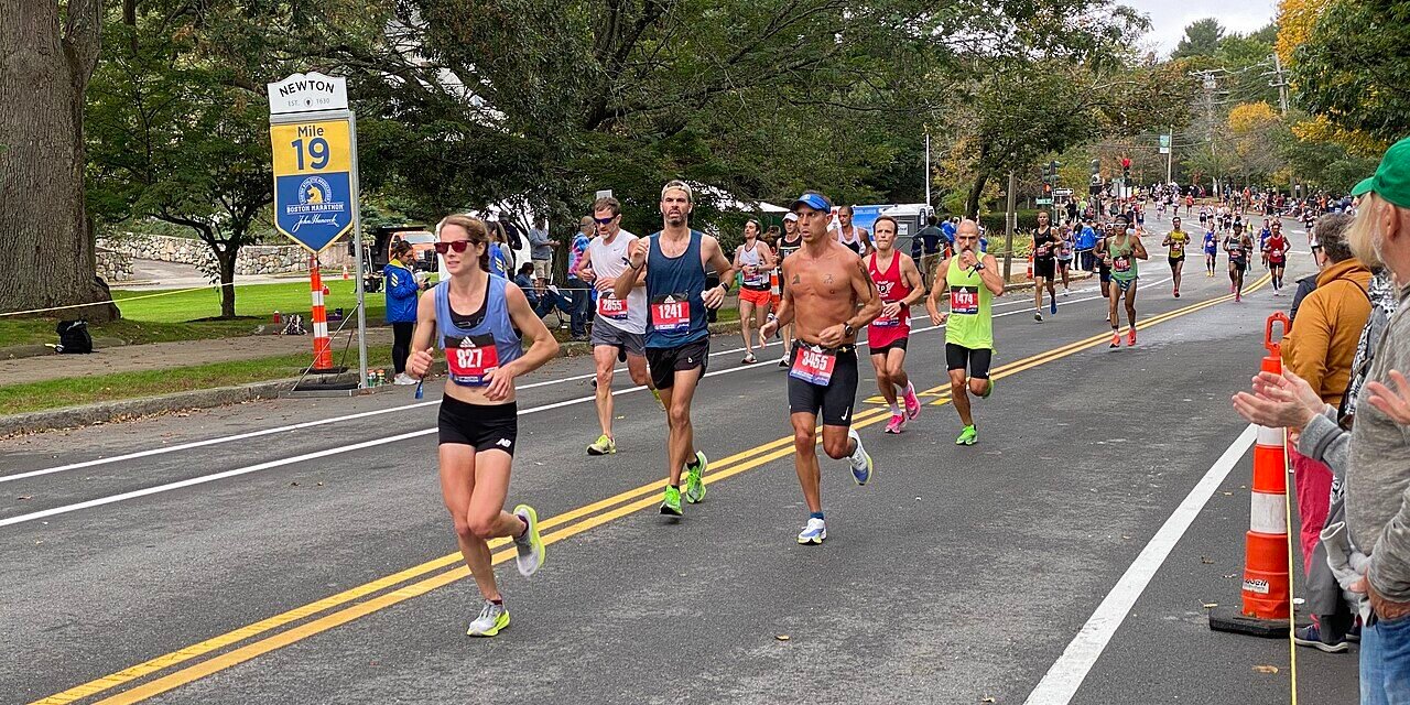 Suplementos para Corredores: O que Realmente Funciona para Quem Corre (2026) – Dica Suplementos Suplementos para Corredores: O que Realmente Funciona para Quem Corre (2026) - imagem ilustrativa sobre benefícios, cuidados e suplementação